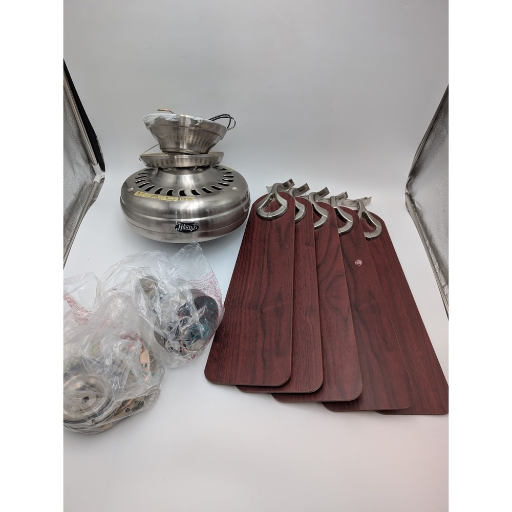 Hunter 44" 5 Blades Hunter Indoor Matte Silver / Nickel  Ceiling Fan 20581-300